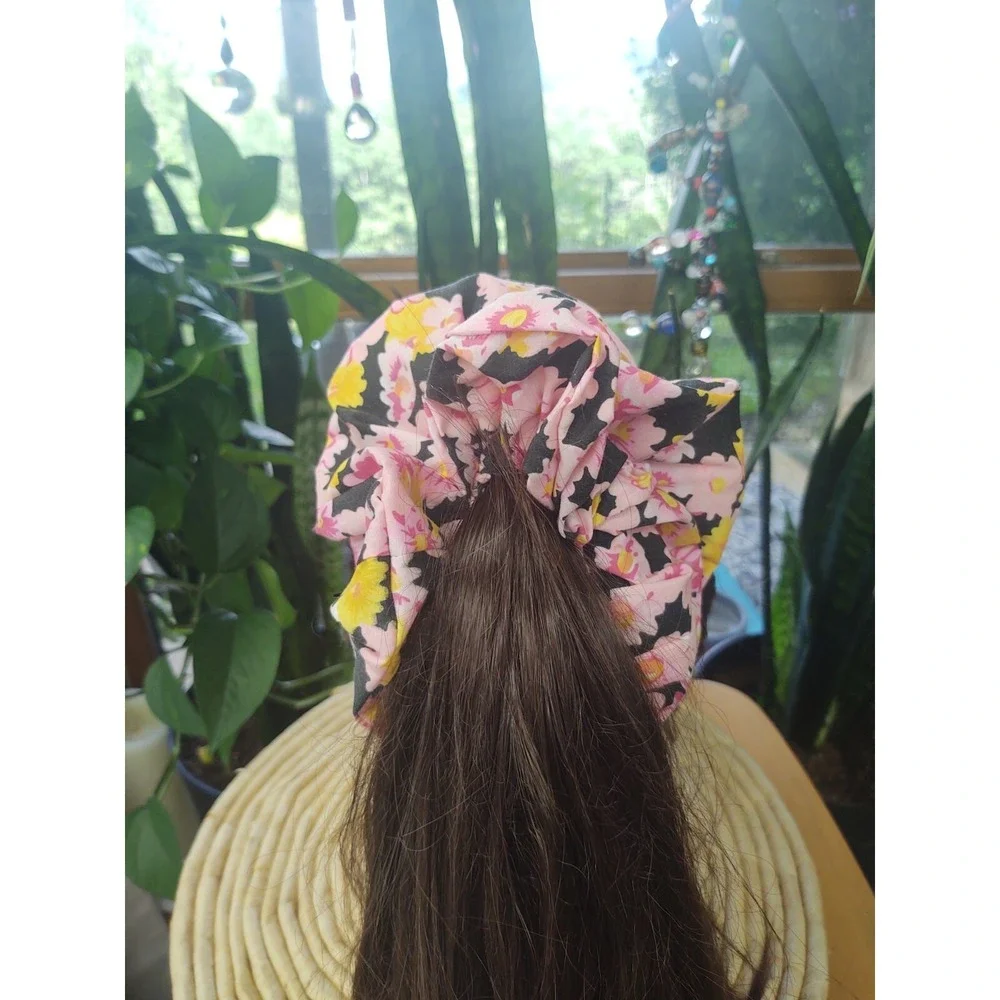 Pink Daffodil Floral Cotton XXL Scrunchie 7